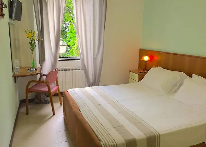 Hotel Montallegro 2*